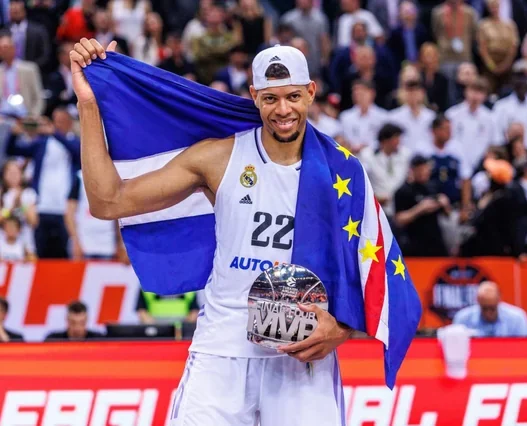 edy tavares received multi year offer from trail blazers v0 8sy i0vonmzktx28Lv U7cUDf3SZQgU9nRTIWhvwPTk