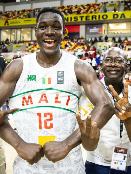 lqrow7lgxsjbqcvyditn